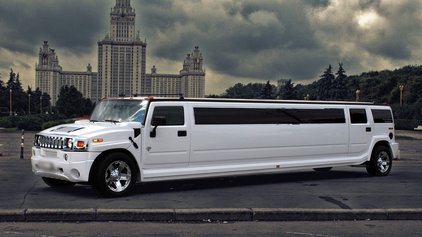 How to Book Your Limousine Service in New York City Quickly?