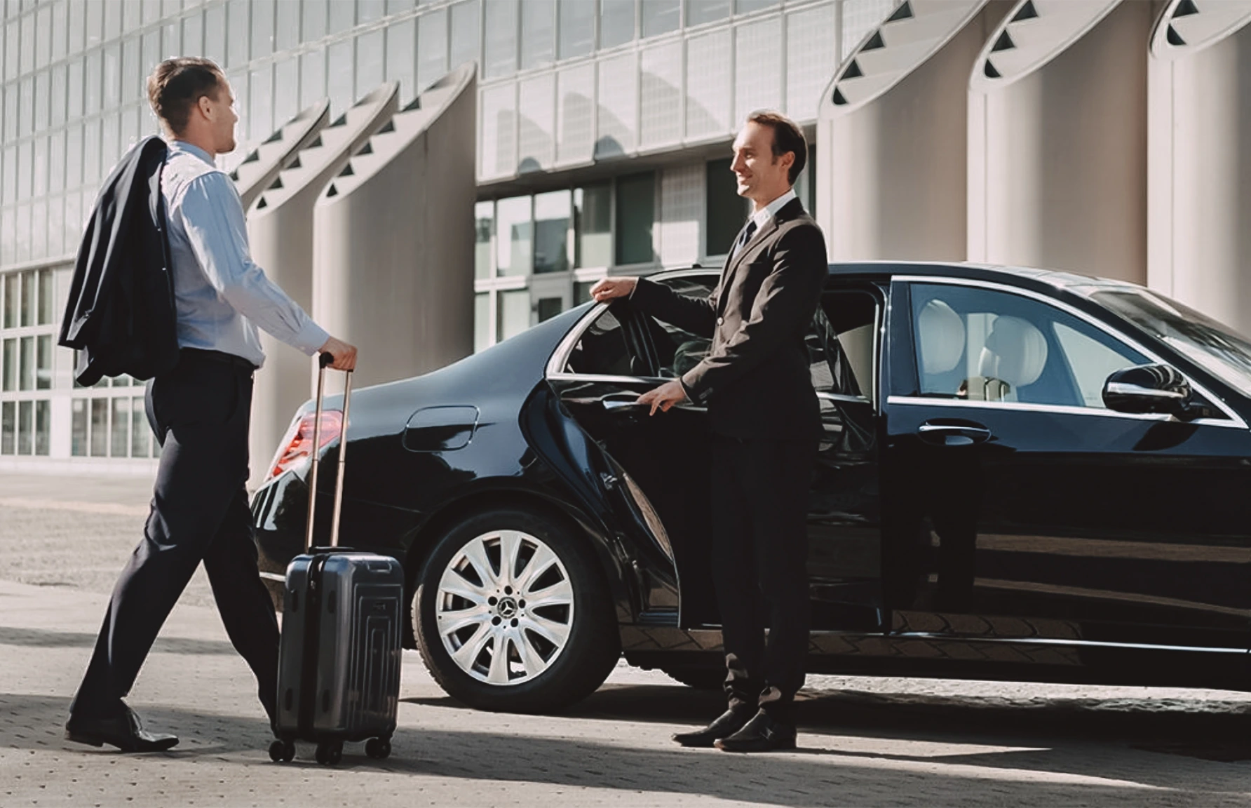 The Advantages of Hiring an Airport Car Service in New York City