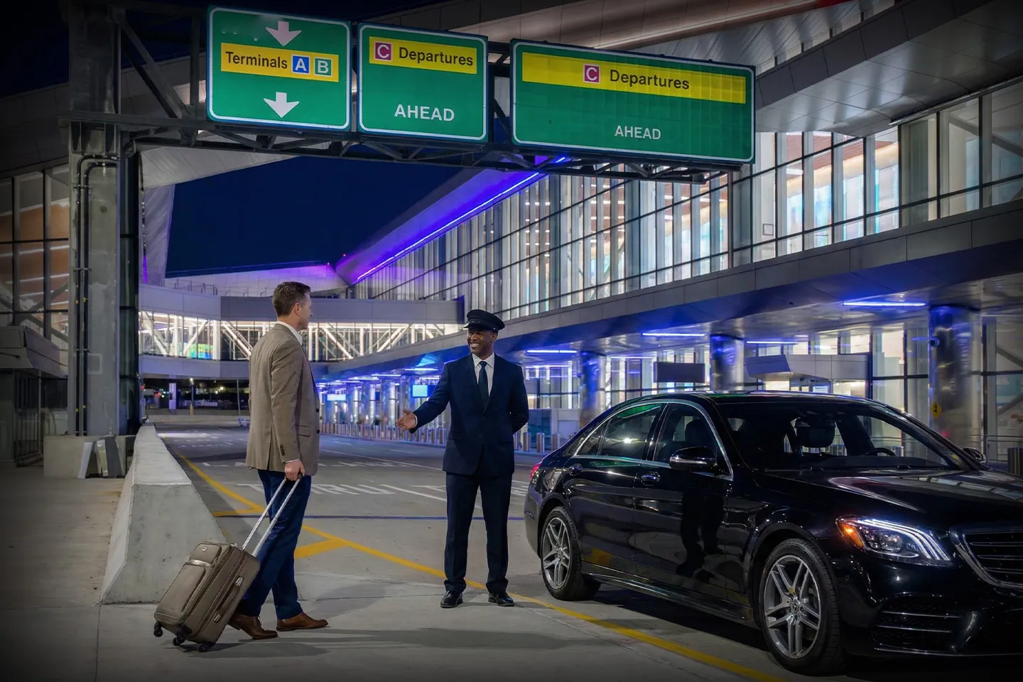 Private Car Service to LGA Airport | On-Time Pickup