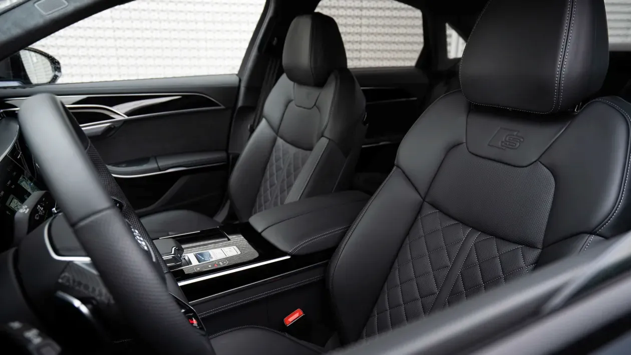 Audi-A8-TFSIe-2022-11_wkzjz7 Audi-A8-TFSIe-2022-11_wkzjz7