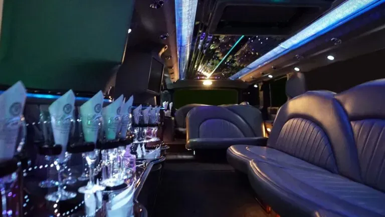 fleet-gallery-stretch-hummer10-768x433 fleet-gallery-stretch-hummer10-768x433