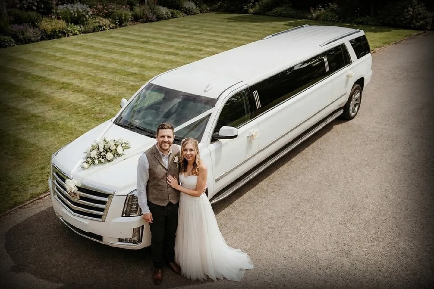 wedding limo service Luxury SUV and limousine service for weddings and special events