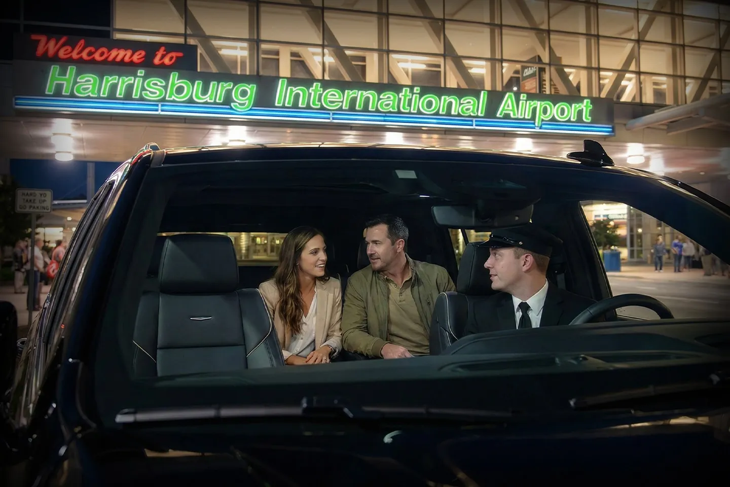 Airport Car Service in Pennsylvania Chauffeur-driven airport car service in Pennsylvania for business travelers