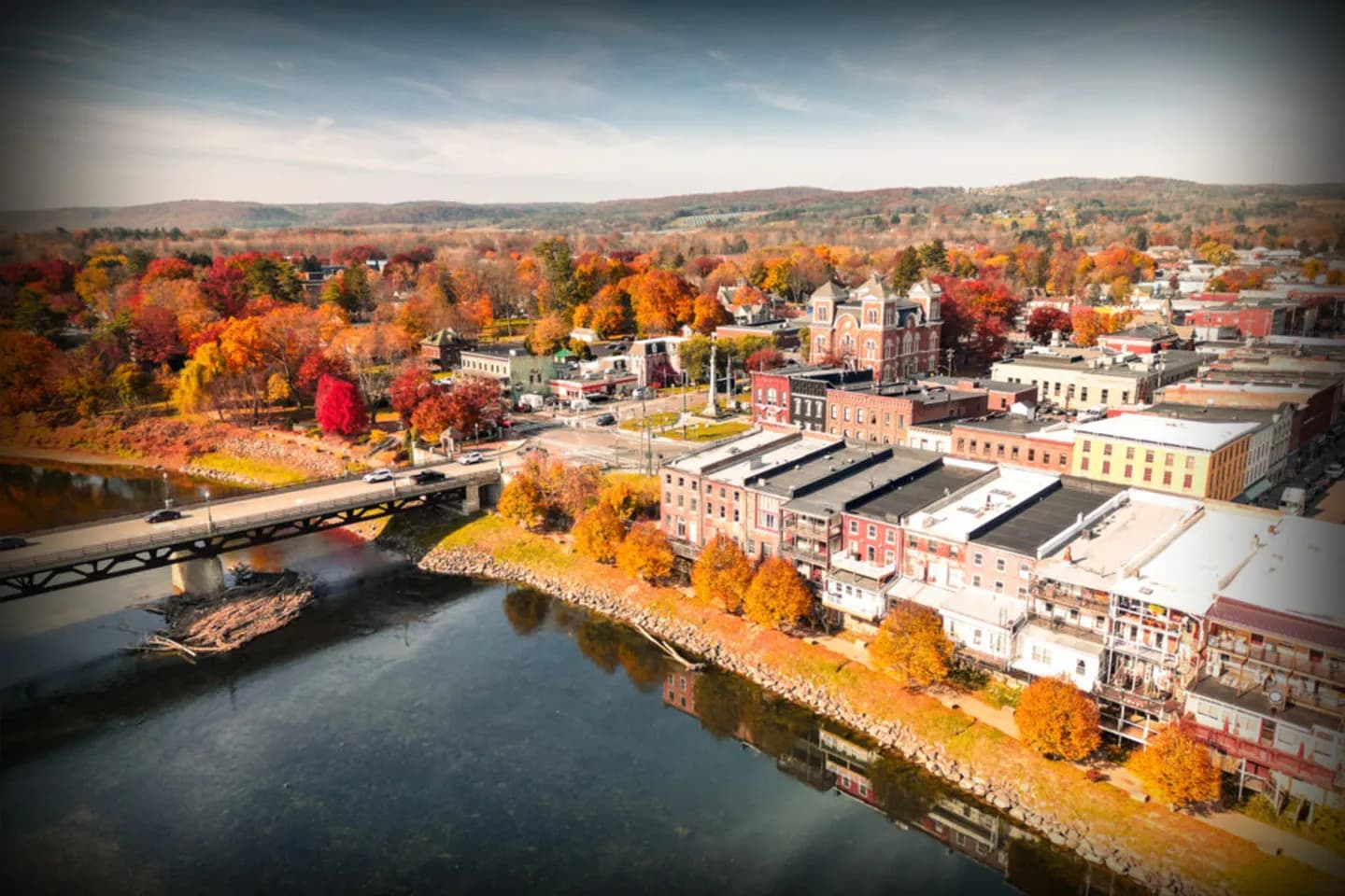 Car Service in Yates, NY Executive SUV offering Yates car service transportation