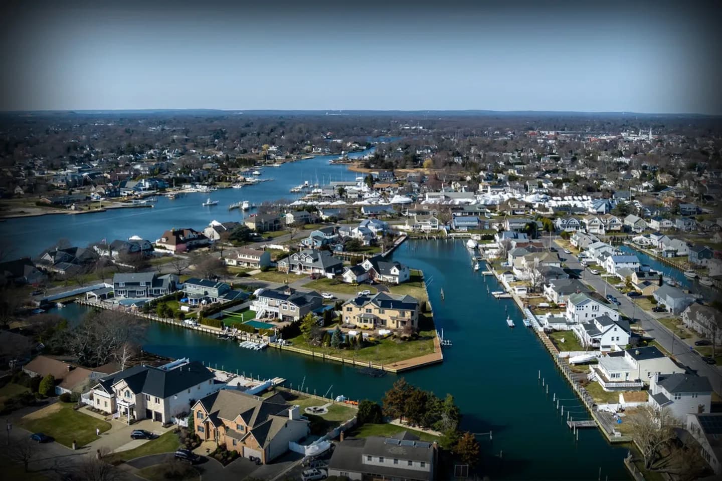Chauffeur Service in Suffolk, NY Premium black car for Suffolk chauffeur service rides