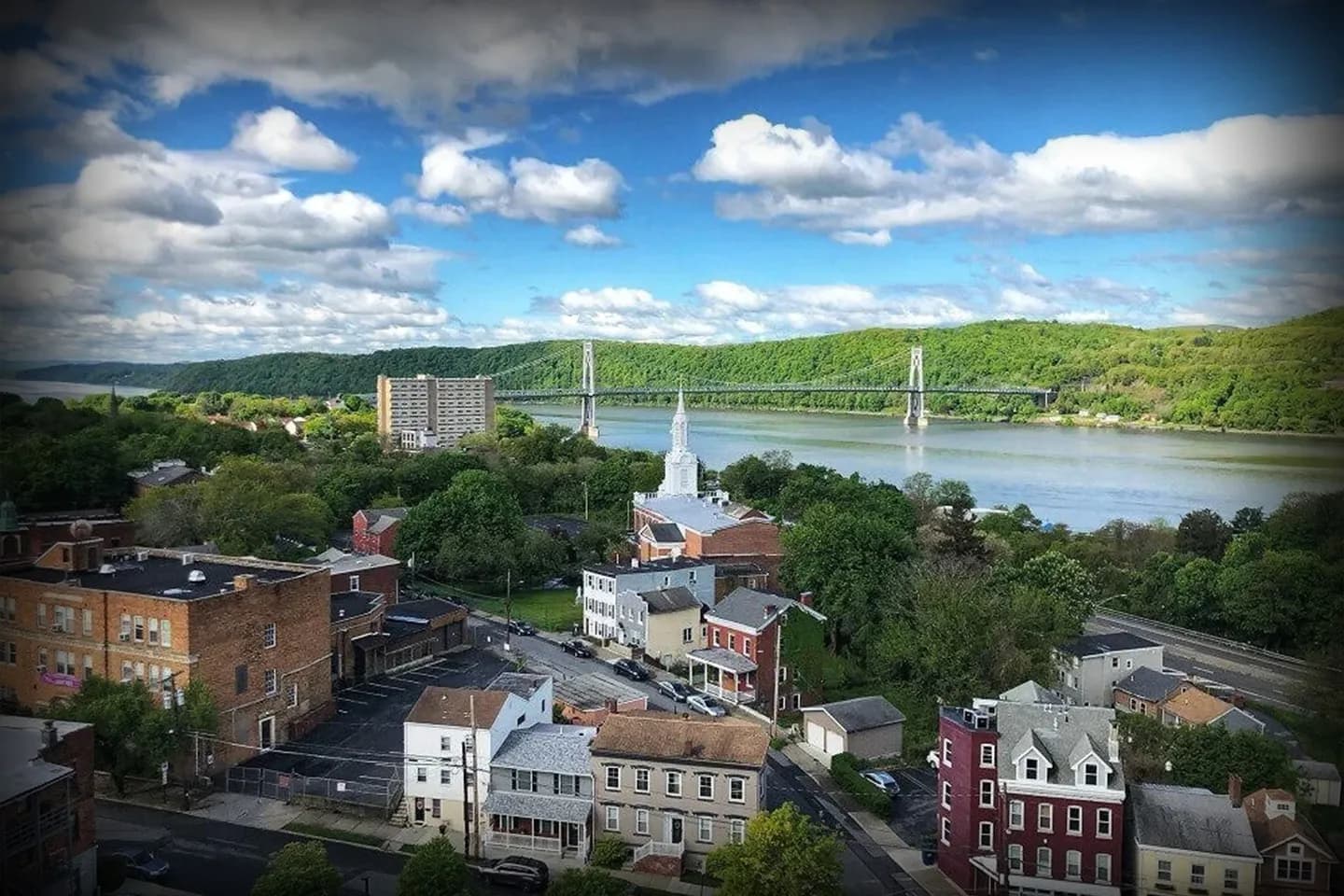 Chauffeur Service in Dutchess, NY Private chauffeur ride service in Dutchess County NY