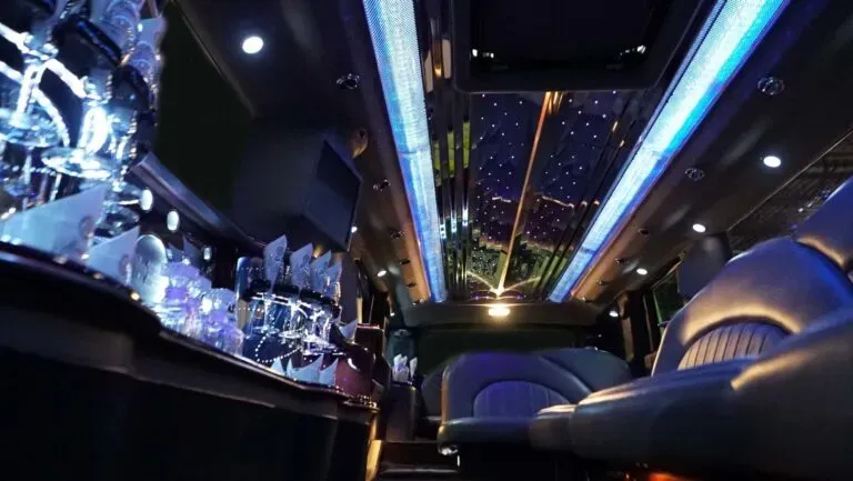 fleet-gallery-stretch-hummer11-768x433 fleet-gallery-stretch-hummer11-768x433