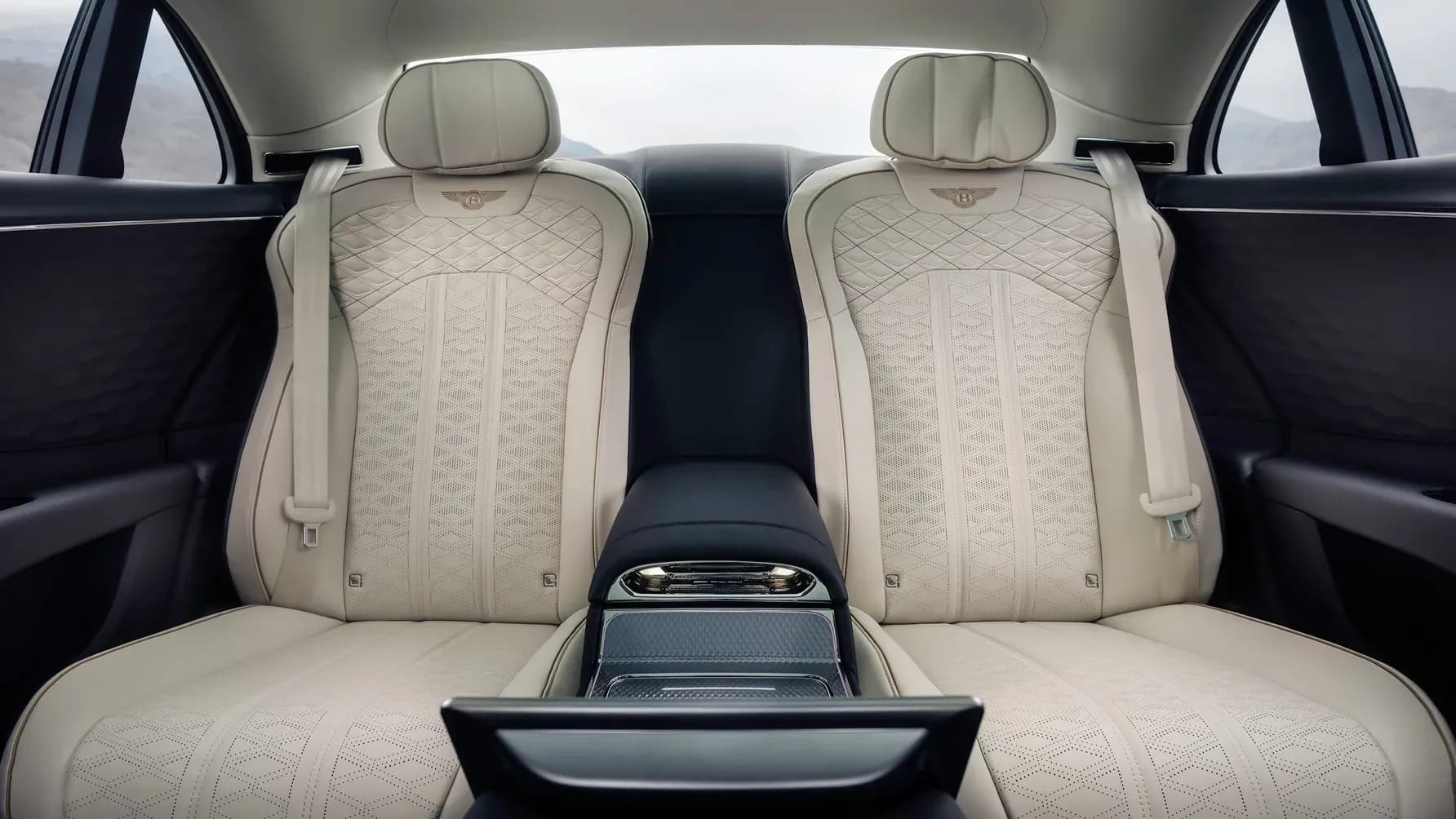 15-Bentley-Flying-Spur-review-2025-UK 15-Bentley-Flying-Spur-review-2025-UK