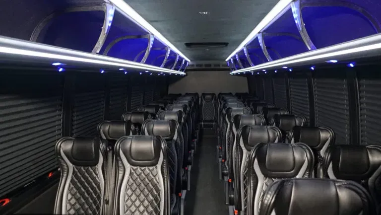 fleet-gallery-executive-coaches01-768x433 fleet-gallery-executive-coaches01-768x433