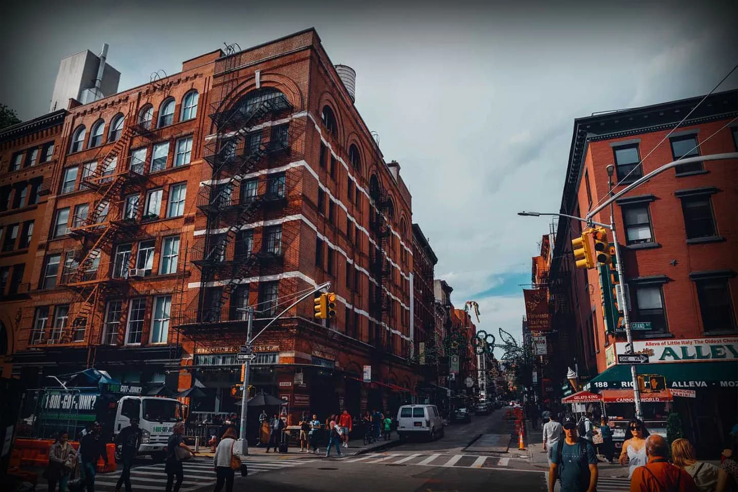 Little Italy NoLIta Chauffeur Service Little Italy NoLIta Chauffeur Service