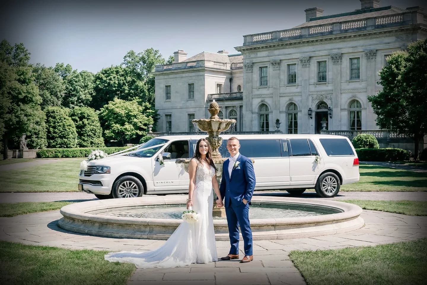 Westchester, NY Wedding Limo Service Stretch limousine for weddings in Westchester, NY with chauffeur service